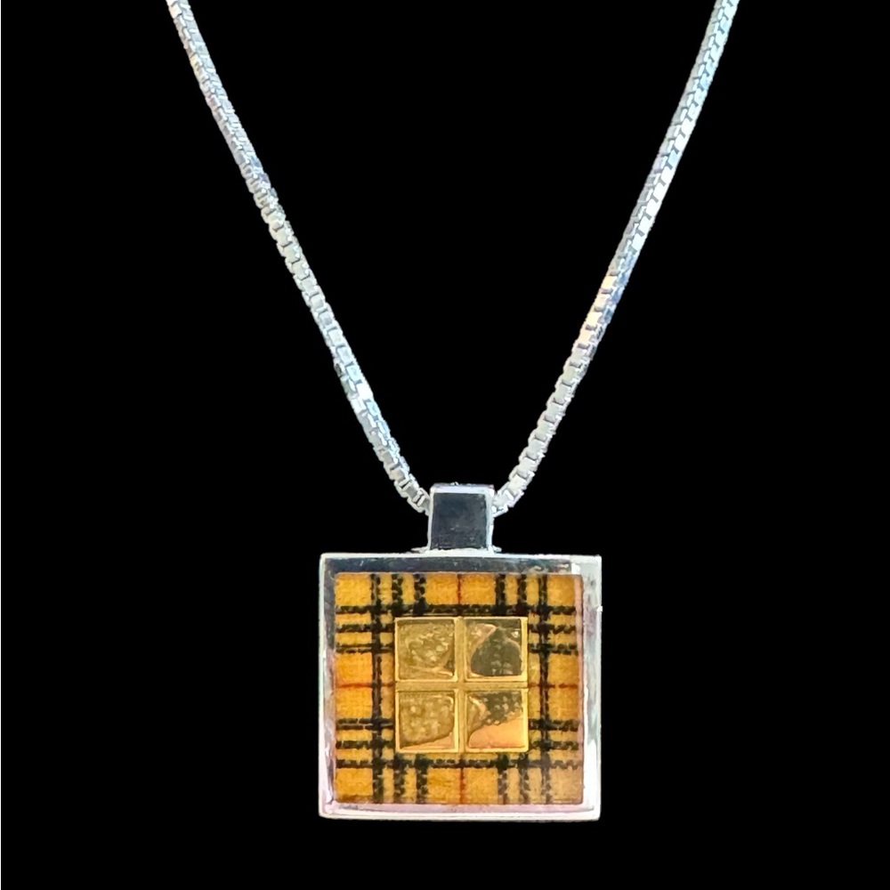 Authentic vintage Burberry necklace - Picture 2 of 5